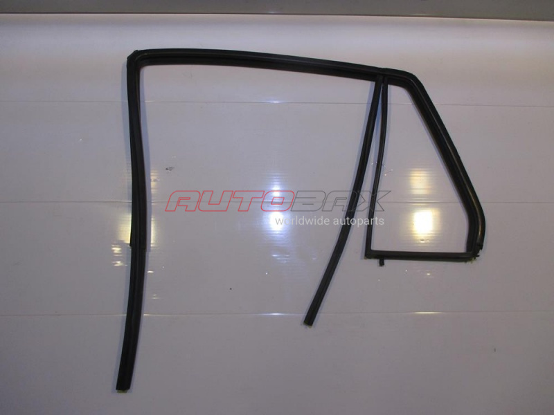 Door Glass Seal Santa Fe (CM) 2005>2012