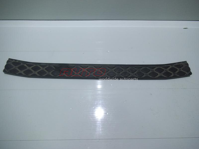 Rear Bumper Molding/Trim Pathfinder (R51M) 2004>2013