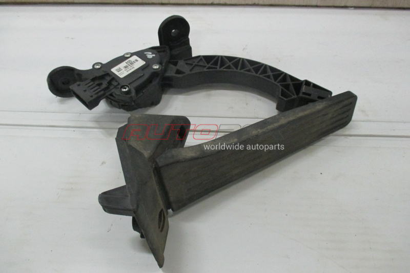 Pedal Accelerator Hyundai Santa Fe 2012>