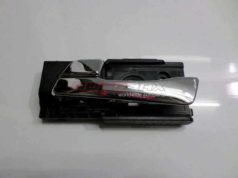 Left Interior Door Handle Solaris 2010>2017
