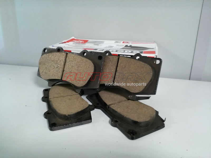 Front Brake Pads FJ Cruiser 2006>