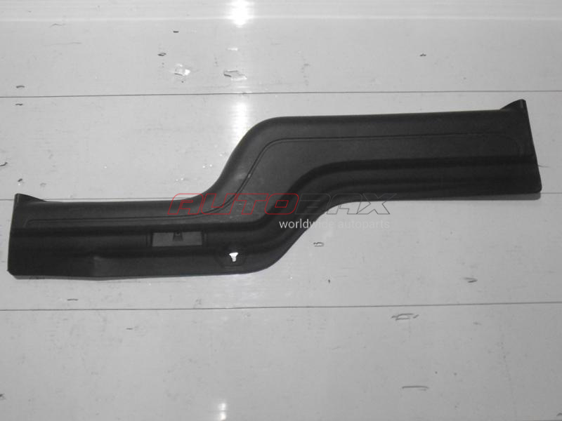 Door/Tailgate Trim Panel Land Rover Discovery III 2004>2009