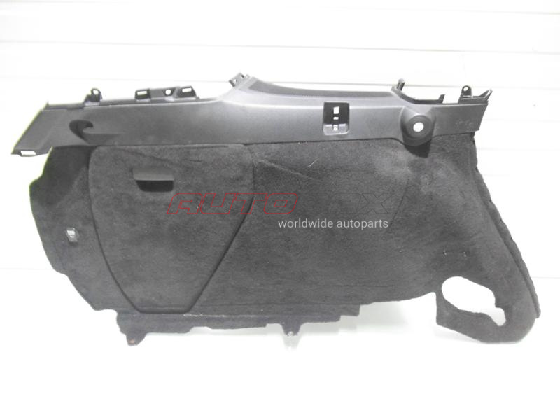 Trim/Luggage Compartment Filler Porsche Cayenne 2003>2010