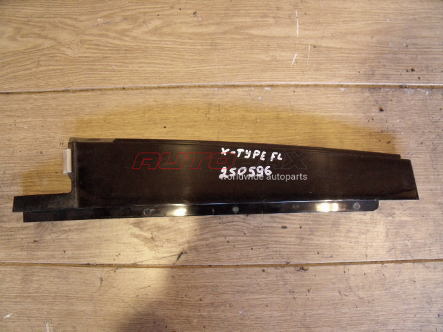 Front Left Door Molding / Trim X-Type 2001>2009