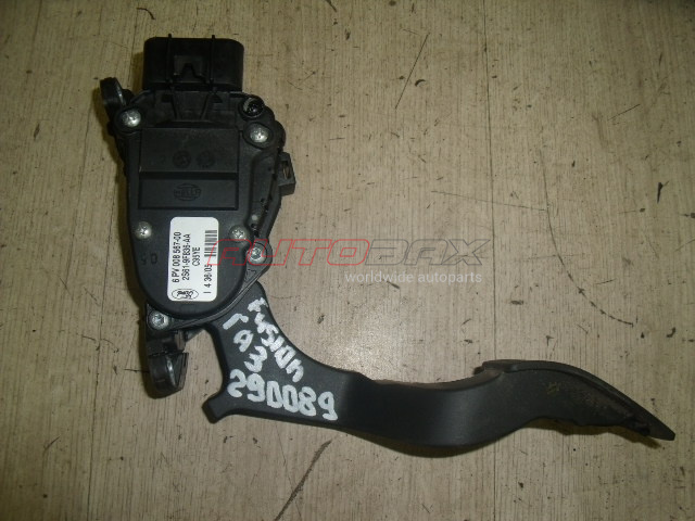 Accelerator Pedal Fusion 2002>