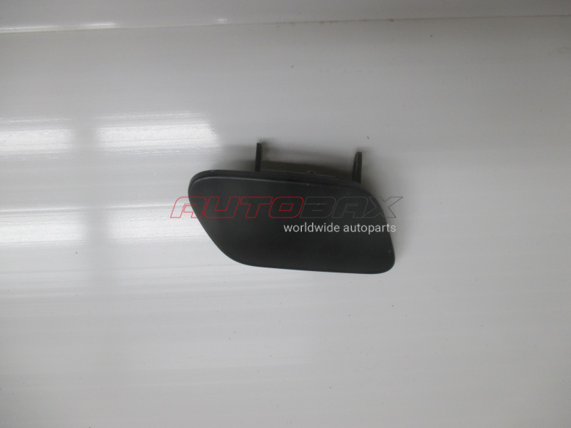 Headlight Washer Nozzle/Cover VolksWagen Touareg 2002>2010