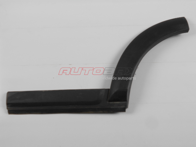 Rear Left Door Molding / Trim Discovery III 2004>2009