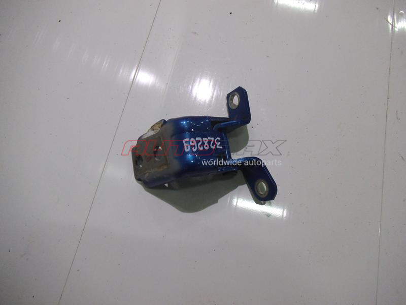 Rear Right Door Hinge CX 5 2012>