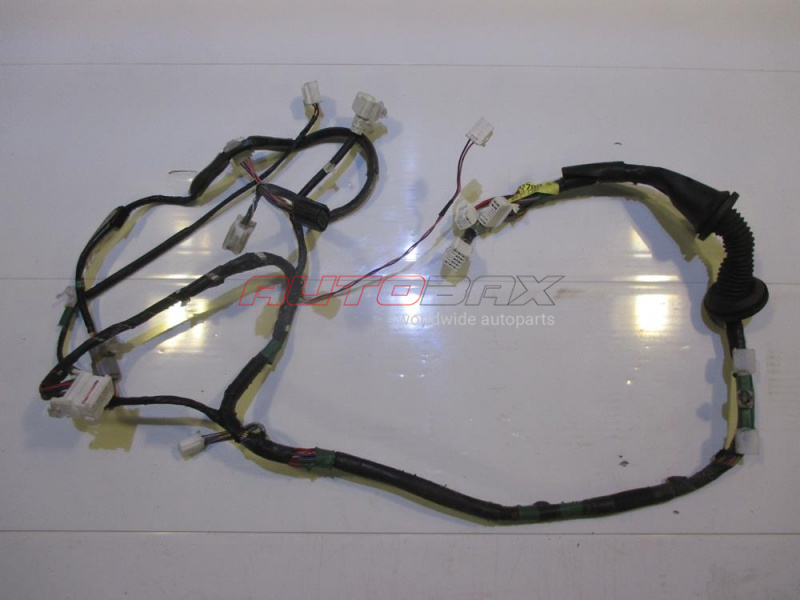 Wiring (braid) Door Front Left RAV 4 2006>2013