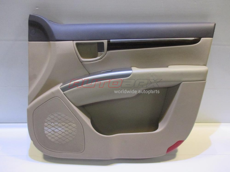 Front Right Door Trim Panel Hyundai Santa Fe (CM) 2005>2012