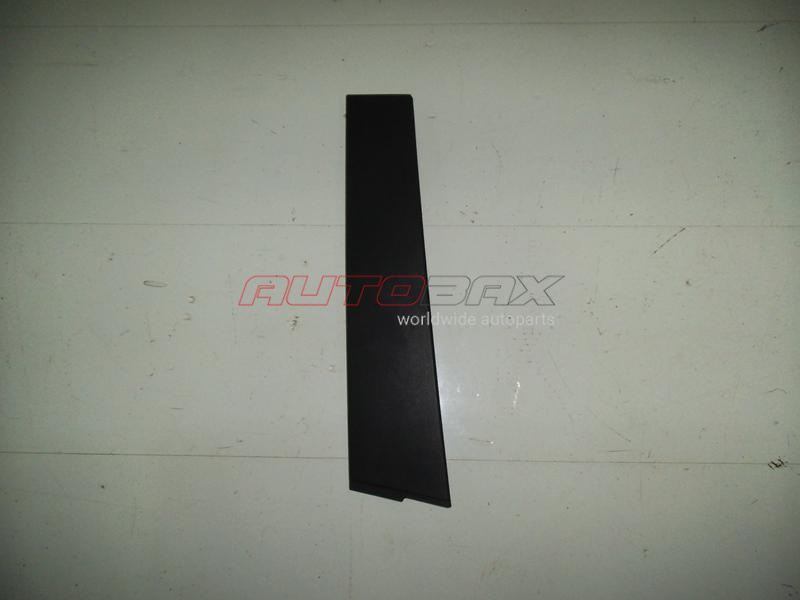 Front Right Door Molding/Trim CX 5 2012>