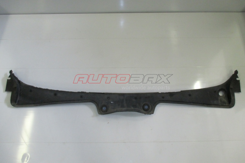 Cowl Panel (Wiper Linkage Cover) 5-series (E60/E61) 2003>2009