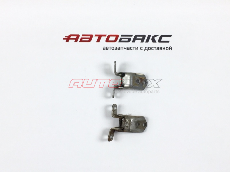 Front Right Door Hinge Mazda CX 7 2007>