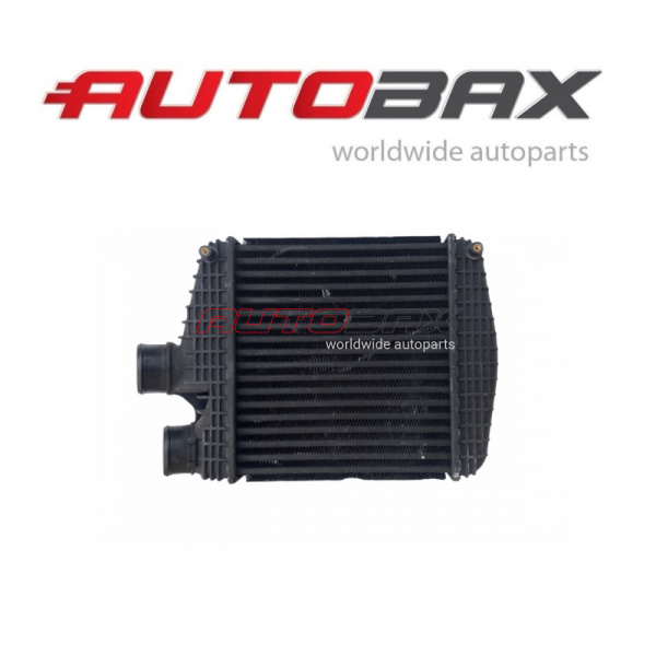 Radiator Intercooler Maserati Levante 2017>