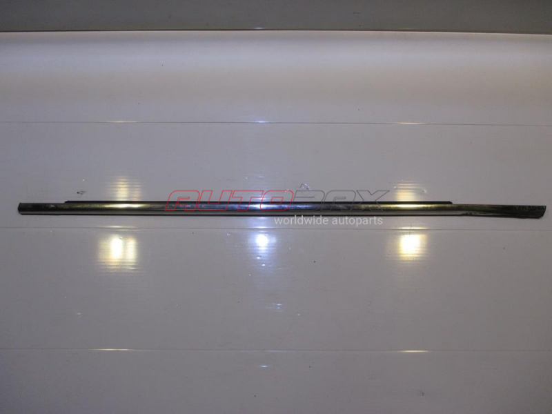 Front Left Door Glass Seal Sonata VI 2010>