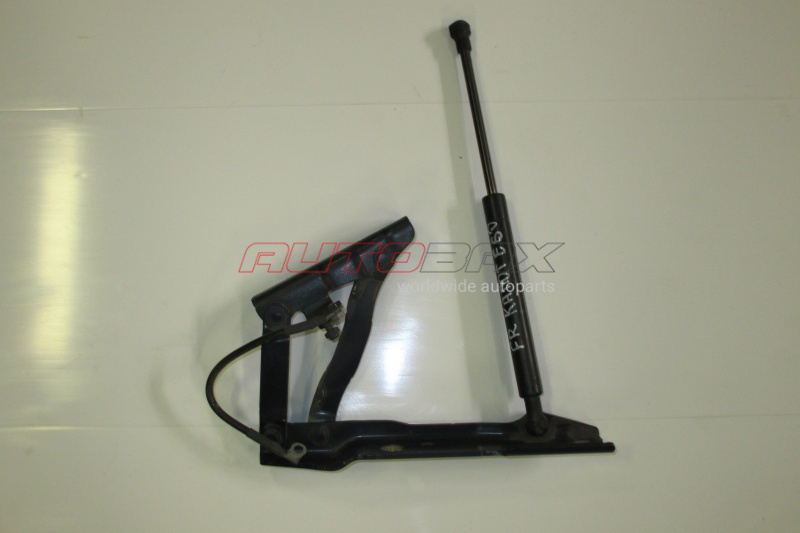 Right Hood Hinge 5-series (E60/E61) 2003>2009