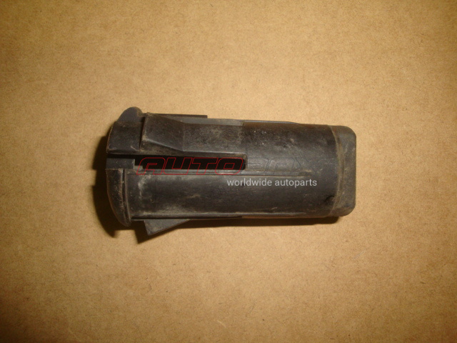 Cooling Radiator Mount/Bracket Mazda 3 (BK) 2002>2009