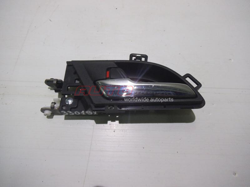 Left Interior Door Handle CR-V 2007>2012