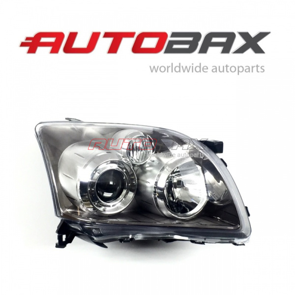 Headlight Right Toyota Avensis II 2003>2008
