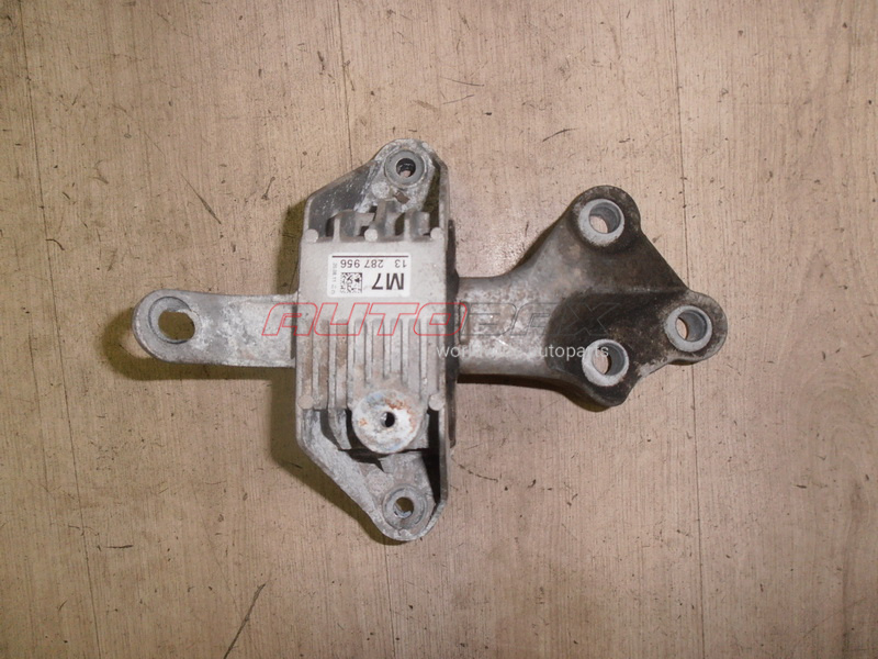Left Engine/Transmission Mount Orlando 2011>