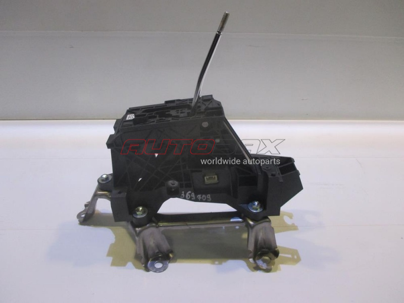 Gear Shift Gate (Inside) Toyota Camry (V50/55) 2012>
