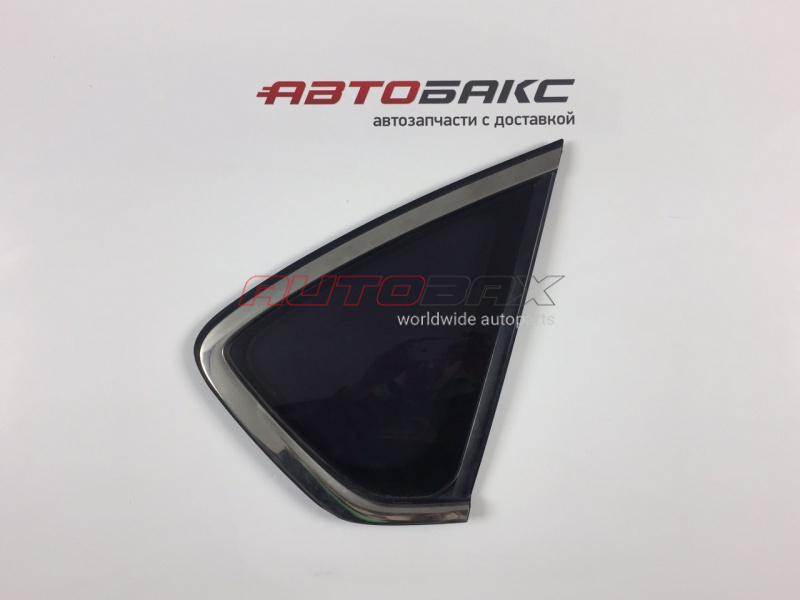 Right Rear Quarter Glass Infiniti M-35/45 (Y50) 2004>2009