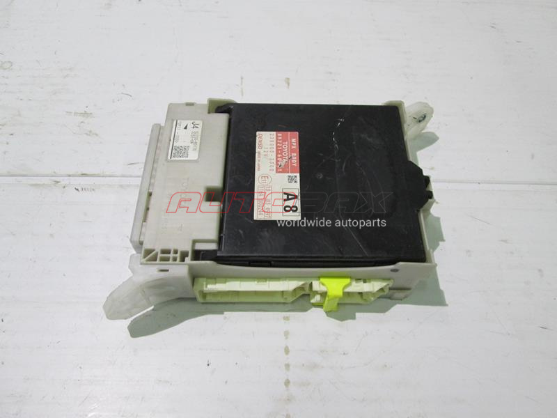 Fuse Block Land Cruiser (150) Prado 2009>