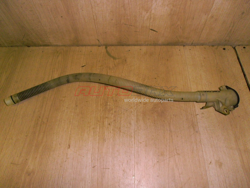 Washer Reservoir Filler Neck Range Rover III (LM) 2002>2012