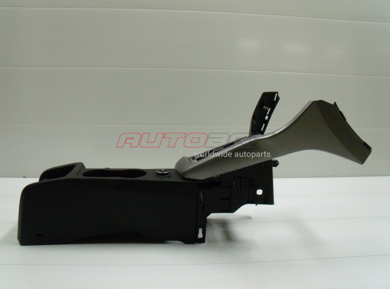 Armrest/Console Center Ford Focus III 2011>