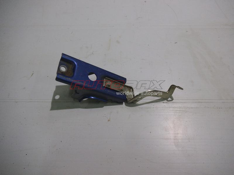 Battery Hold-Down Lancer X (CY) 2007>