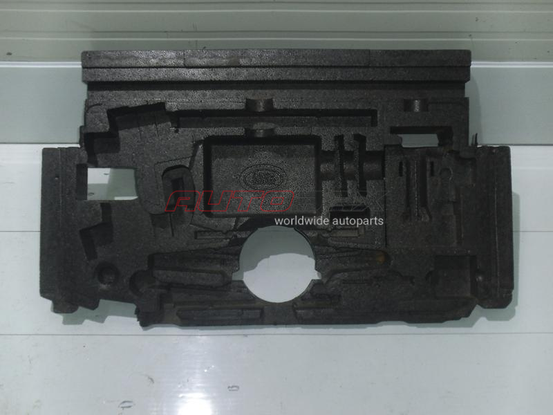 Trunk Trim/Filler Discovery III 2004>2009