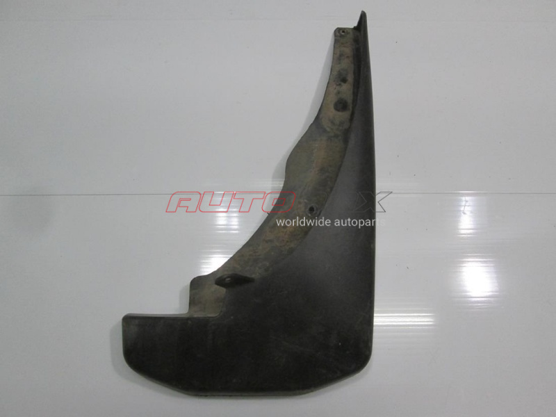 Mudguard Front Nissan Pathfinder (R51M) 2004>2013