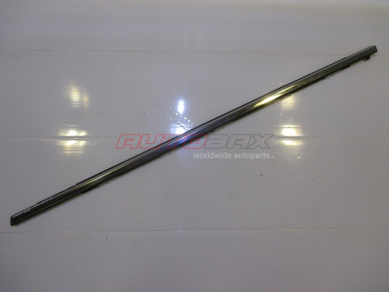 Front Left Door Glass Seal CX 7 2007>