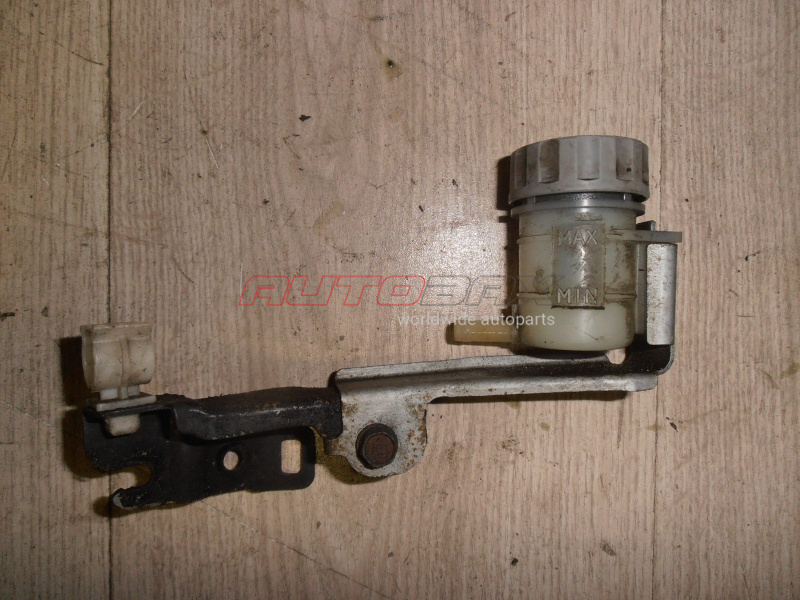 Clutch Master Cylinder Reservoir Civic 5D 2006>2012