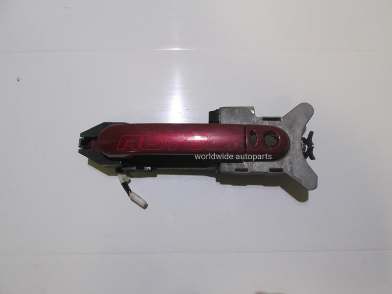 Left Exterior Door Handle Note (E11) 2006>2012