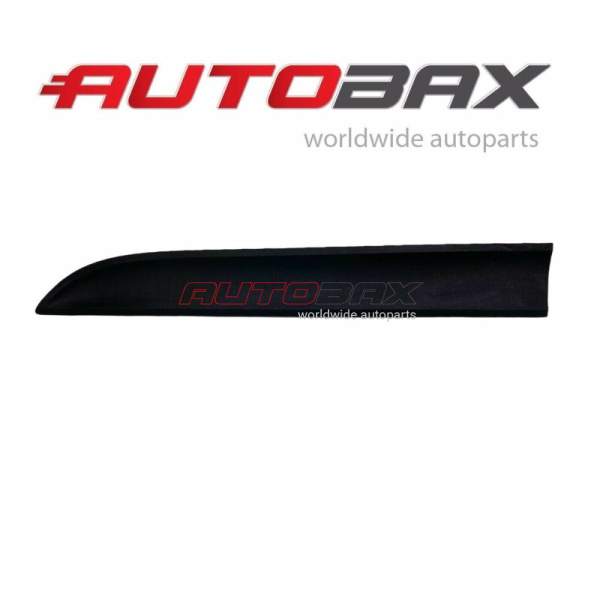 Molding / Door Trim Front Left Porsche Macan 2014>