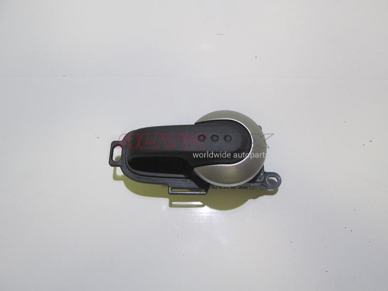 Right Interior Door Handle Note (E11) 2006>2012