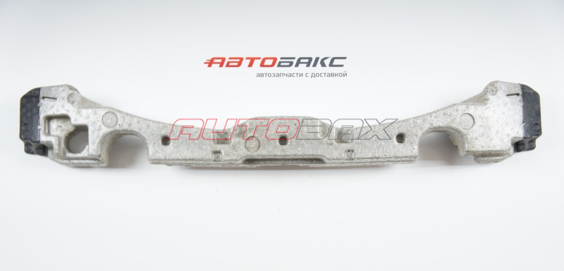 Bumper filler Kia Quoris 2012>