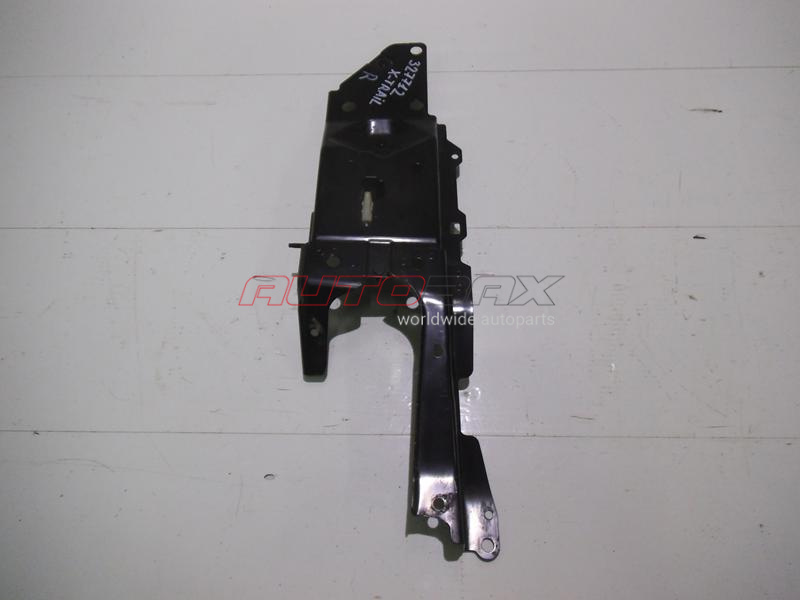 Front Panel X-Trail (T31) 2007>2014