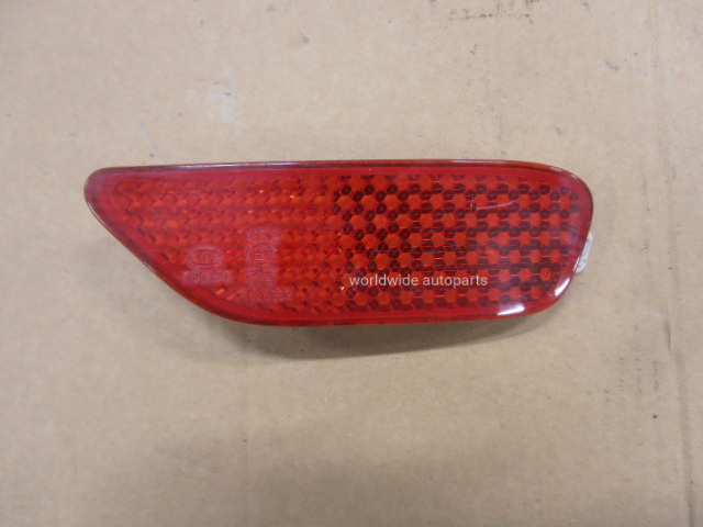Rear Bumper Reflector Chevrolet Captiva (C100) 2006>2010