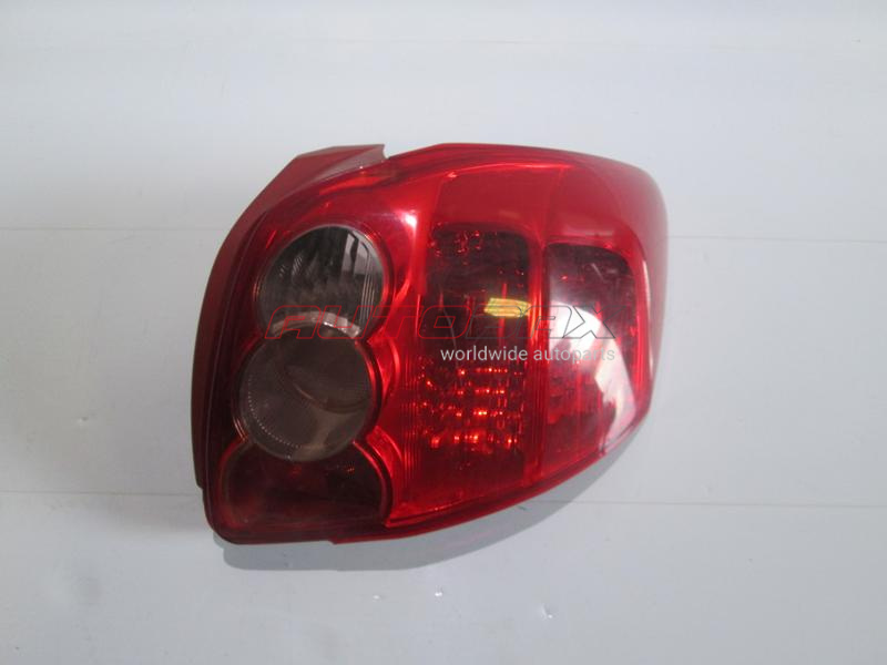 Light Rear Right Auris 2006>2012