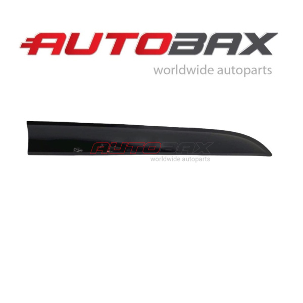 Molding/Door Trim Front Right Porsche Macan 2014>
