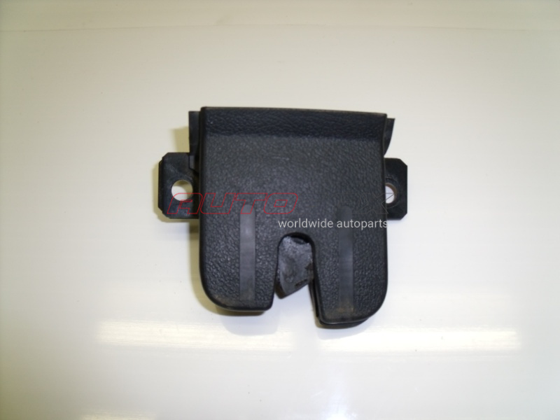 Tail Gate/Trunk Lid Lock Touareg 2002>2010