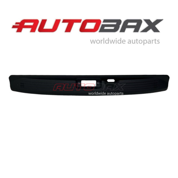 Rear Panel Trim Land Rover Range Rover IV 2012>2022