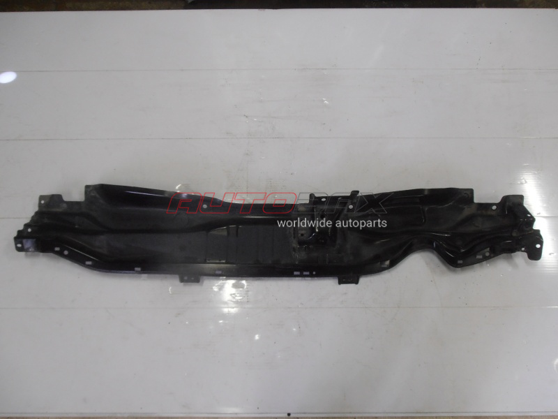 Jabot (Wiper Trapeze Trim) Corolla (E15) 2006>2013