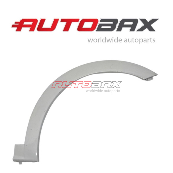 Molding/Fender Trim Front Right Porsche Cayenne 2017>