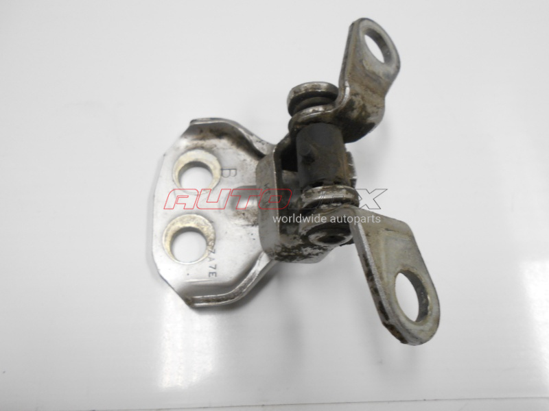 Rear Right Door Hinge Fusion 2002>