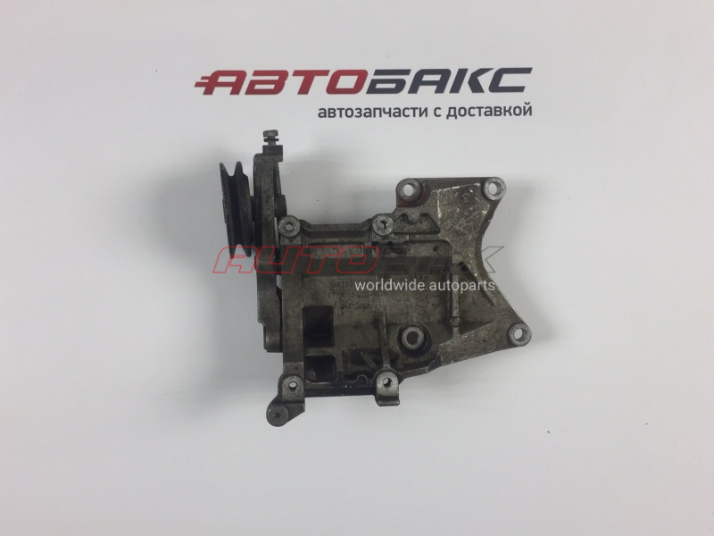 Air Conditioning Compressor Bracket L200 (KB) 2006>