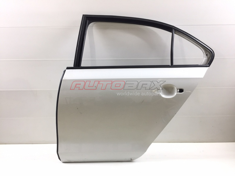 Door Rear Left Jetta 2011>