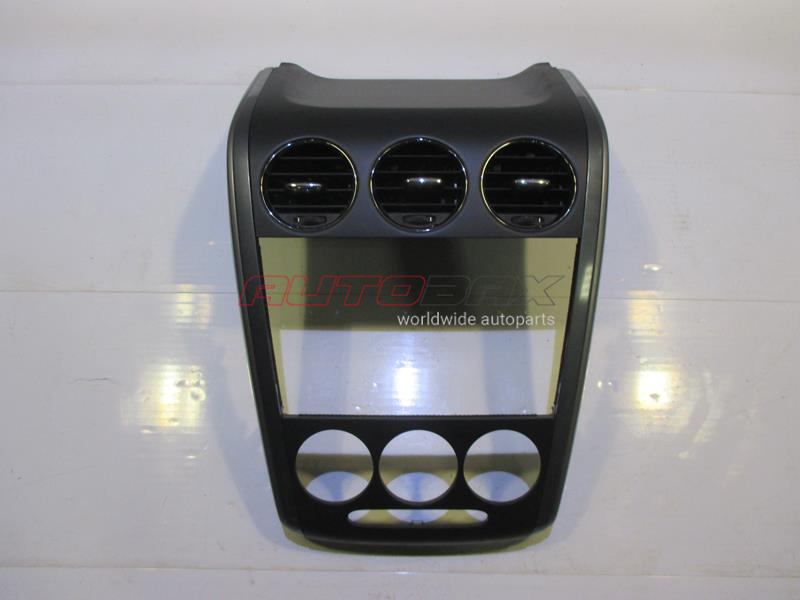 Stereo Frame / Dashboard Trim Cover Mazda CX 7 2007>